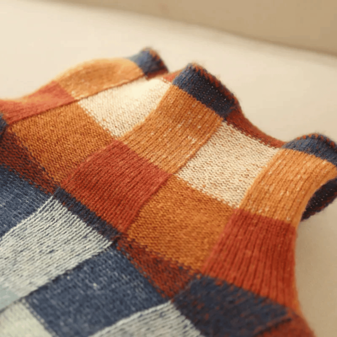Soft cashmere turtleneck sweater | Stylish patchwork design