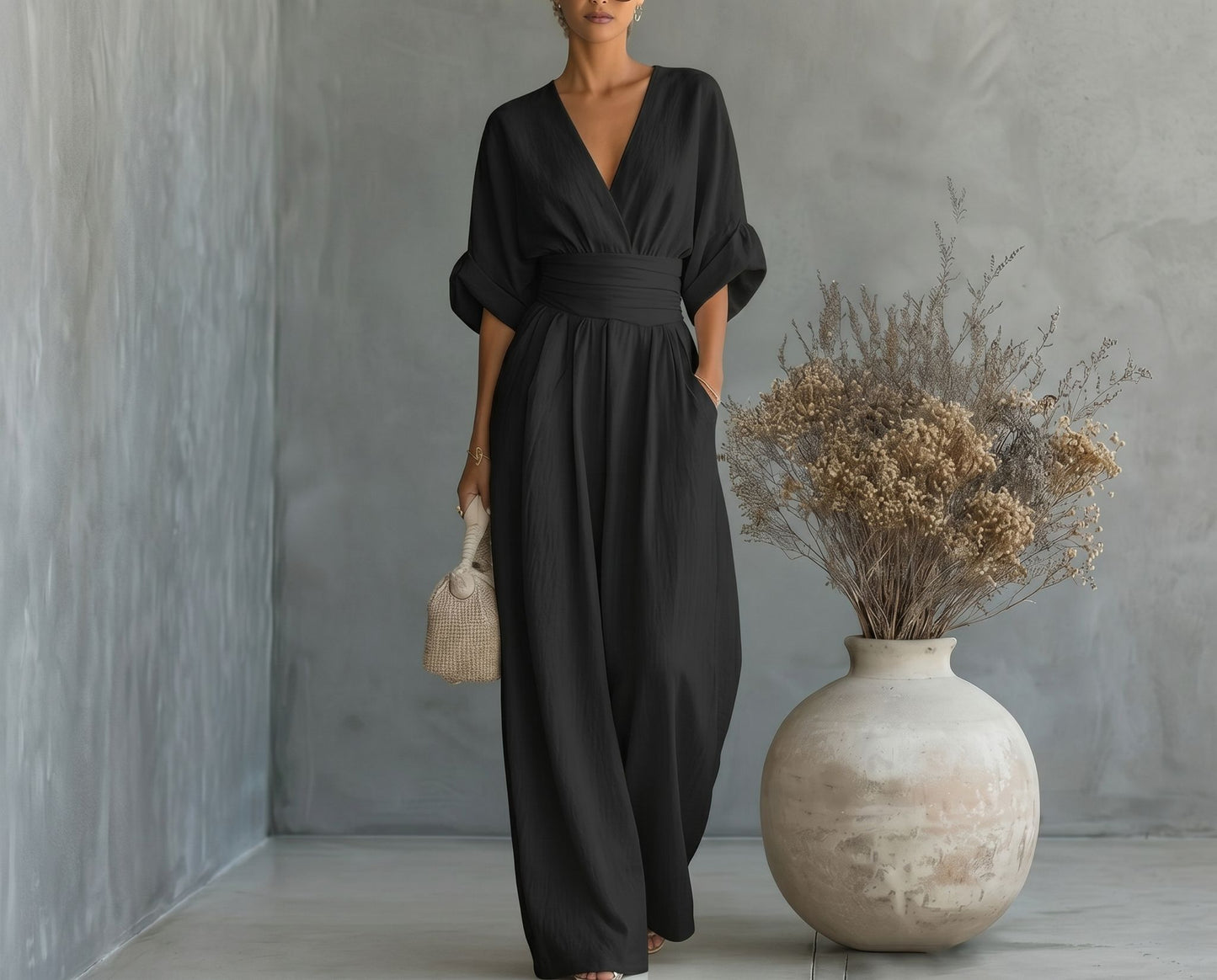 Combinaison Femme Fluide Col V Taille Marquée Élégante