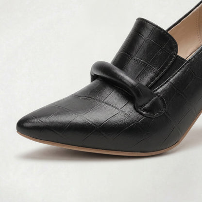Escarpins élégants pour femme à bout pointu au style classique raffiné