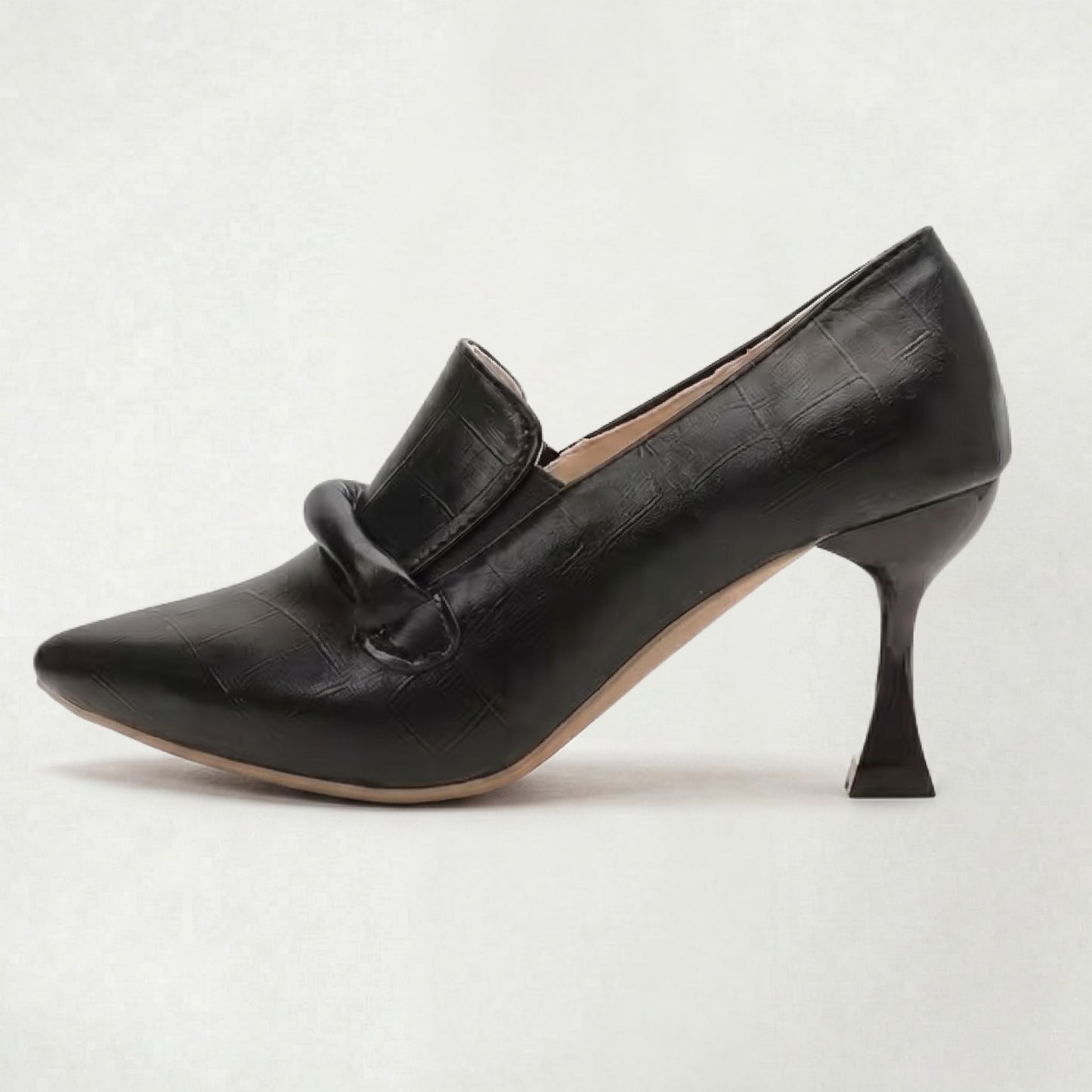 Escarpins élégants pour femme à bout pointu au style classique raffiné